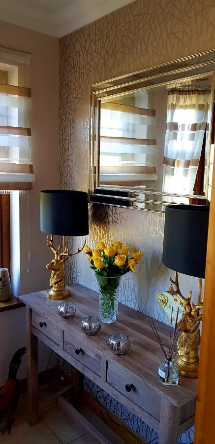 Bed and Breakfast Uircheann Righ Стронтиан Экстерьер фото