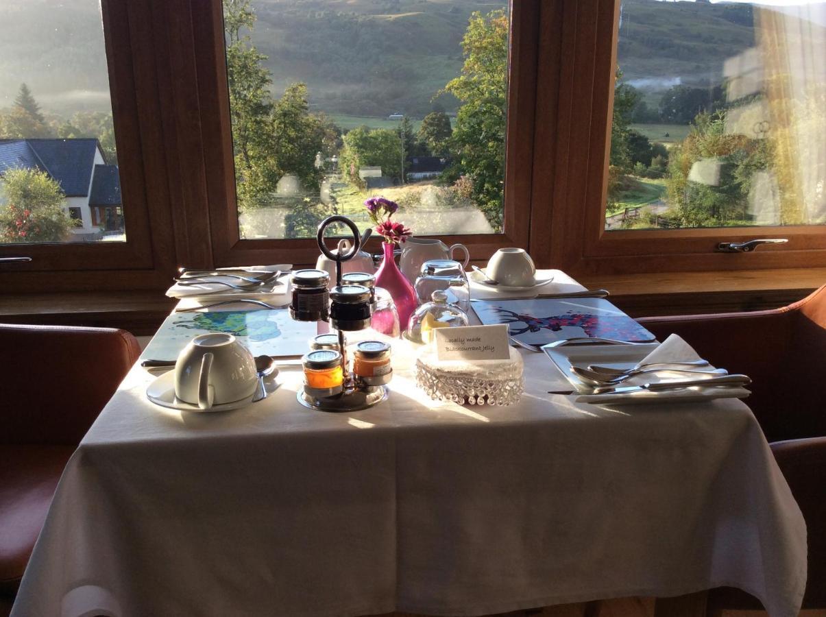Bed and Breakfast Uircheann Righ Стронтиан Экстерьер фото