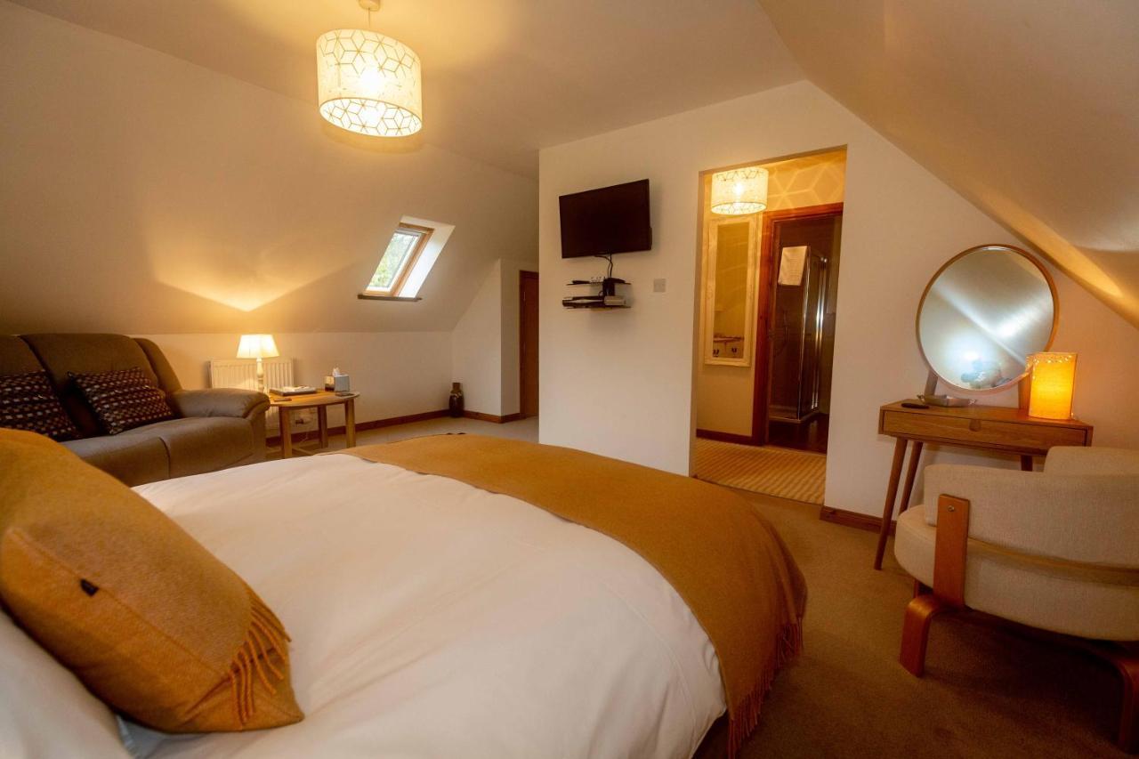 Bed and Breakfast Uircheann Righ Стронтиан Экстерьер фото